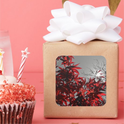 Embers of Autumn Quadratischer Aufkleber (Party)