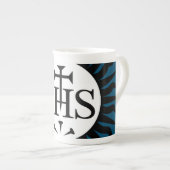 Emblem der Gesellschaft Jesu Porzellantasse (Vorderseite Rechts)