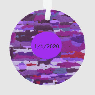 Embossed Chalk Shades Lila und rot Ornament