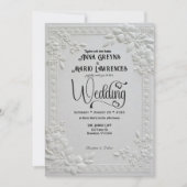 Embossed Floral White Formal Wedding Einladung (Vorderseite)