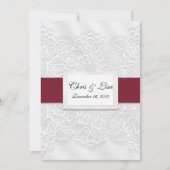 Embossed Lace Deep Red Bible Scripture Wedding 12x Einladung (Vorderseite)
