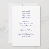 Embossed Look Blue Scroll Elegante Einladungen (Rückseite)