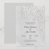Embossed Roses Deckled Edge Sage Wedding Einladung (Vorne/Hinten)