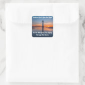 Embrace God Lighthouse Quadratischer Aufkleber (Tasche)