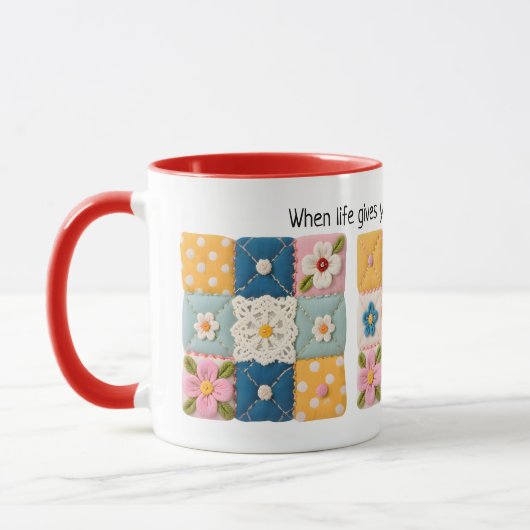 Embroidered Flowers Patchwork Quilt Mug Tasse (Links)