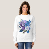 Embroidered Hydrangeas and Dragonfly Botanical Art Sweatshirt (Vorne ganz)