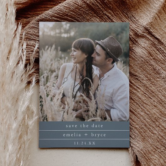 EMELIA Foto Minimalistische dunkelblaue Winterhoch Save The Date