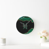 EMERALD AND GOLD AGATE MONOGRAM RUNDE WANDUHR (Zuhause)