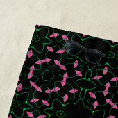 Emerald and Pink Kaleidoscope Strandtuch (Beispiel)