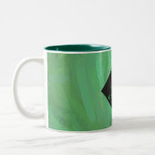 Emerald Cream und Black Monogram Zweifarbige Tasse (Links)