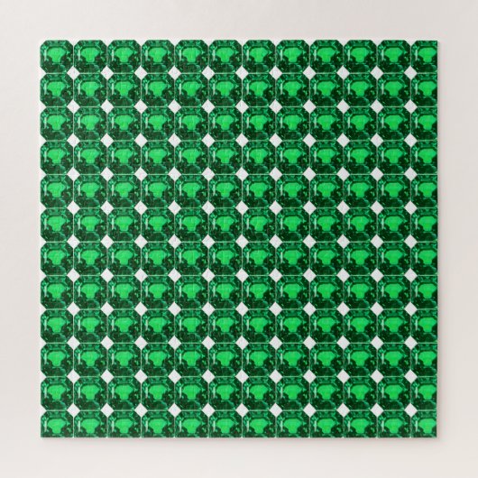 Emerald Gemstone, Birthstone Mai, Light Green Puzzle (Vertikal)