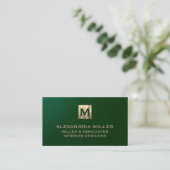 Emerald Green Brushed Gold Monogram Visitenkarte (Stehend Vorderseite)