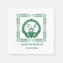 Emerald Green Celtic Knot Claddagh Wedding