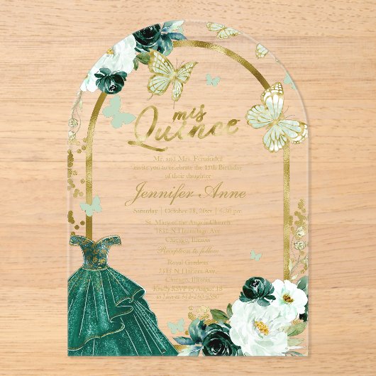 Emerald Green Floral Butterfly Quinceañera Acryleinladungen (Vorderseite)
