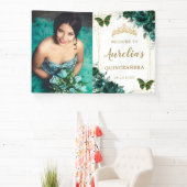 Emerald Green Floral Quinceañera Willkommen Hinter Banner (InSitu)