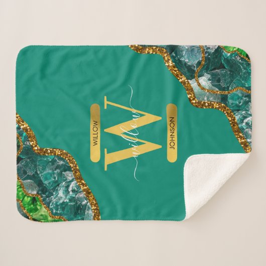 Emerald Green & Gold Agate Geode Glitzer Monogram Sherpadecke (Vorderseite (Horizontal))