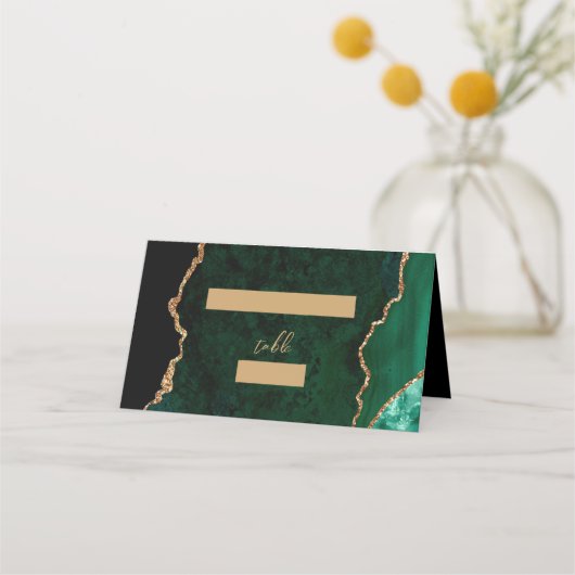 Emerald Green Gold Agate Script Wedding Table Platzkarte (Vorderseite)