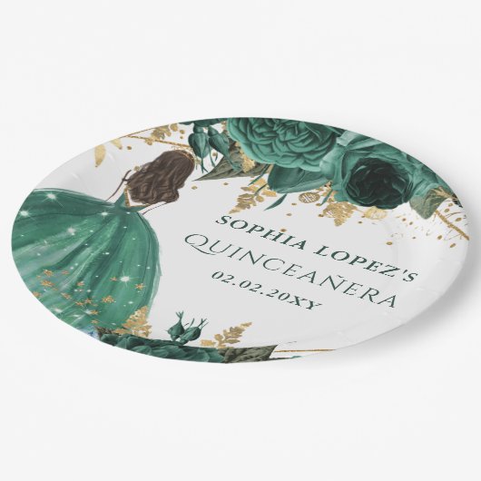 Emerald Green Gold Floral Princess Quinceanera Pappteller (Schrägansicht)