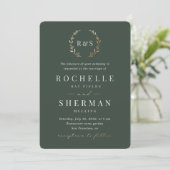 Emerald Green Gold Leaf Simple Monogram Wedding Einladung (Stehend Vorderseite)