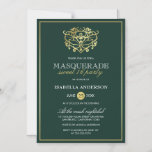 Emerald Green & Gold Masquerade Sweet 16 Party Magneteinladung<br><div class="desc">Emerald Green & Gold Masquerade Sweet 16 Party Magnetic Einladungen. Mit einer goldenen Folienmaske aus Imitaten oben vor einem smaragdgrünen Hintergrund. Perfekt für eine moderne und dennoch schicke,  süße 16 Geburtstagsparty!</div>
