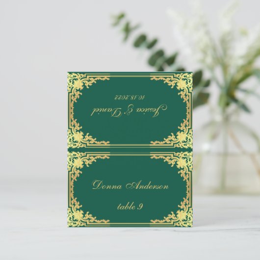 Emerald Green Gold Printing Name Wedding Platzkart (Stehend Vorderseite)