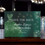 Emerald Green Gold Quinceanera Save The Date<br><div class="desc">Erzählen Sie Ihren besonderen Tag mit einer bezaubernden Emerald Green Princess Quinceañera Save the Date Einladung. Mit einer smaragdgrünen Farbpalette und eleganten Details Set diese Einladung den Ton für eine königliche Feier. Mit feinen Akzenten, die für eine Prinzessin passen, vereint es perfekt den Zauber Ihrer kommenden Quinceañera. Dieses zeitlose Design...</div>