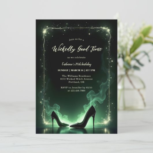 Emerald Green High Heels Mystical Wicked Birthday Einladung (Stehend Vorderseite)