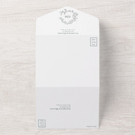 Emerald Green Leafy Wappen Monogram Wedding All In One Einladung (Außenbereich)