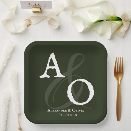 Emerald Green Minimalistisch Monogram Wedding Pappteller (Hochzeit)
