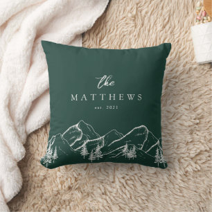 Emerald Green Monogram Mountains Winter Family Kissen