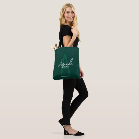 Emerald Green Script Personalisiert Bridesmaid Nam Tasche (Am Model)
