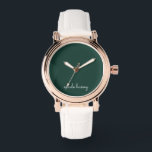 Emerald Green Script | Stilvolle Monogram Modern Armbanduhr<br><div class="desc">Ein einfaches,  individuelles Monogramm-Design in lässiger Handschrift in auffallendem einfarbigem smaragdgrün und weiß. Das Monogramm kann leicht personalisiert sein,  um ein Design so einzigartig wie Sie sind zu machen! Das perfekte trendige Geschenk oder Accessoire für jeden Anlass.</div>