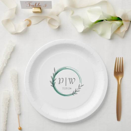 Emerald Green Simple Wreath Monogram Wedding Pappteller (Hochzeit)