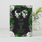 Emerald Green Skeleton Skull Rose Gothic Wedding Einladung (Stehend Vorderseite)