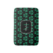 Emerald Green Sparkle Kleeblatt Black Monogram Badematte (Vorderseite Vertikal)