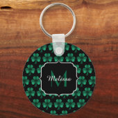 Emerald Green Sparkle Kleeblatt Black Monogram Schlüsselanhänger (Vorderseite)