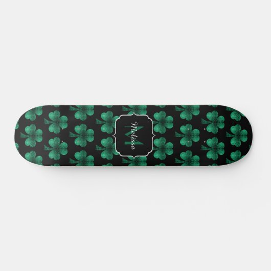 Emerald Green Sparkle Kleeblatt Black Monogram Skateboard (Horizontal)