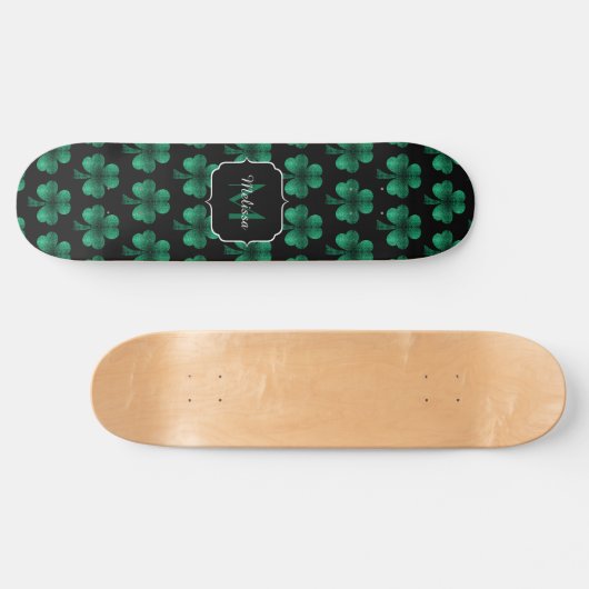 Emerald Green Sparkle Kleeblatt Black Monogram Skateboard (Horizontal)