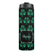Emerald Green Sparkle Kleeblatt Black Monogram Thermosbecher (Vorderseite)