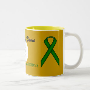 Emerald Green Stnd Ribbon Tmpl von Kenneth Yoncich Zweifarbige Tasse