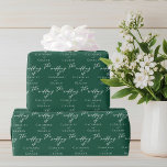 Emerald Green Typografy Personalisiert Wedding Geschenkpapier<br><div class="desc">Dieses solide smaragdgrüne Hochzeitspapier enthält klassische weiße Schriften für ein Paar,  das in einem Wald oder einem anderen Naturort heiraten möchte. Feiern Sie Ihre Liebe mit dieser ruhigen Farbe und stimmen Sie mit unserer minimalistischen Typografie-Kollektion ab.</div>