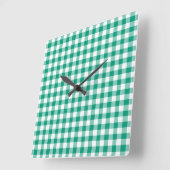 Emerald Green und White Karos Gingham Quadratische Wanduhr (Winkel)
