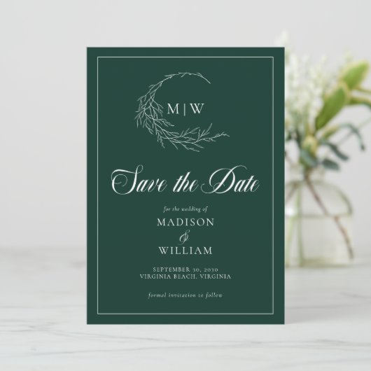Emerald Green Wispy Wappen Monogram Save the Date (Stehend Vorderseite)