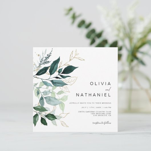 Emerald Greenery Gold Leaf Foliage Wedding Einladung (Stehend Vorderseite)