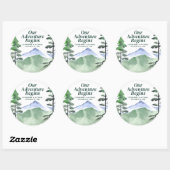 Emerald Greenery Mountain Pine Rustikale Hochzeit Runder Aufkleber (Blatt)