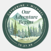 Emerald Greenery Mountain Pine Rustikale Hochzeit Runder Aufkleber (Vorderseite)