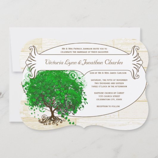 Emerald Heart Leaf Tree Barn Wood Wedding Einladung (Vorderseite)