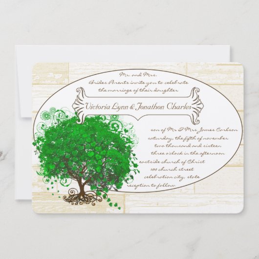 Emerald Heart Leaf Tree Barn Wood Wedding Einladung (Vorderseite)