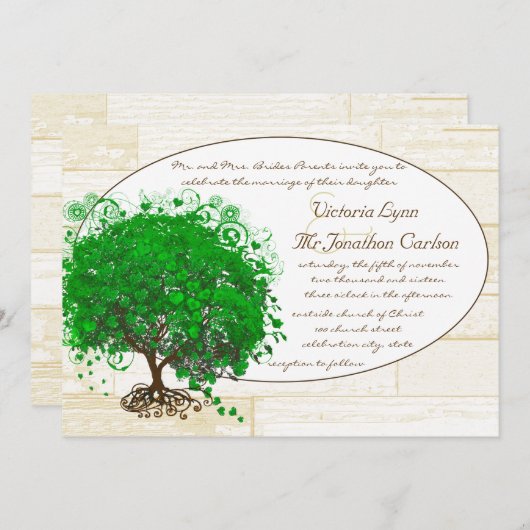 Emerald Heart Leaf Tree Barn Wood Wedding Einladung (Vorne/Hinten)