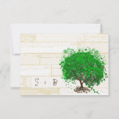 Emerald Heart Leaf Tree Barn Wood Wedding RSVP Karte (Rückseite)